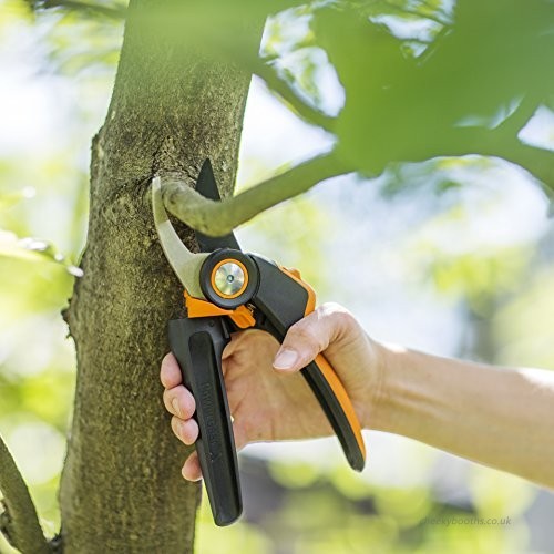 מזמרה מקצועית P94 POWERGEAR TM FISKARS